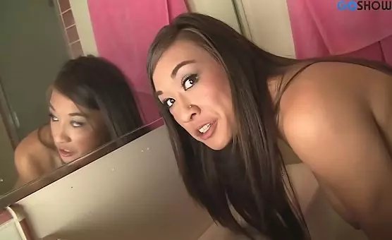 Rimming the Wet Cunt in Bathroom